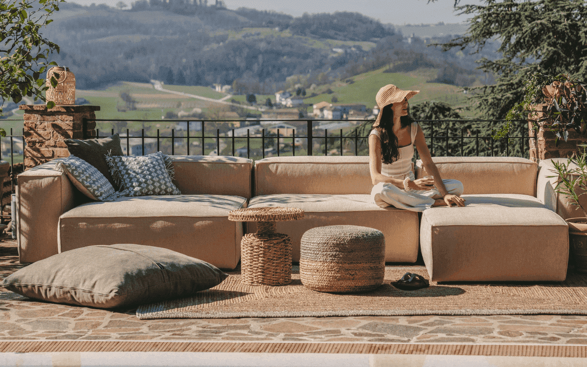 Outdoor-sofa: hier moet je op letten bij aankoop