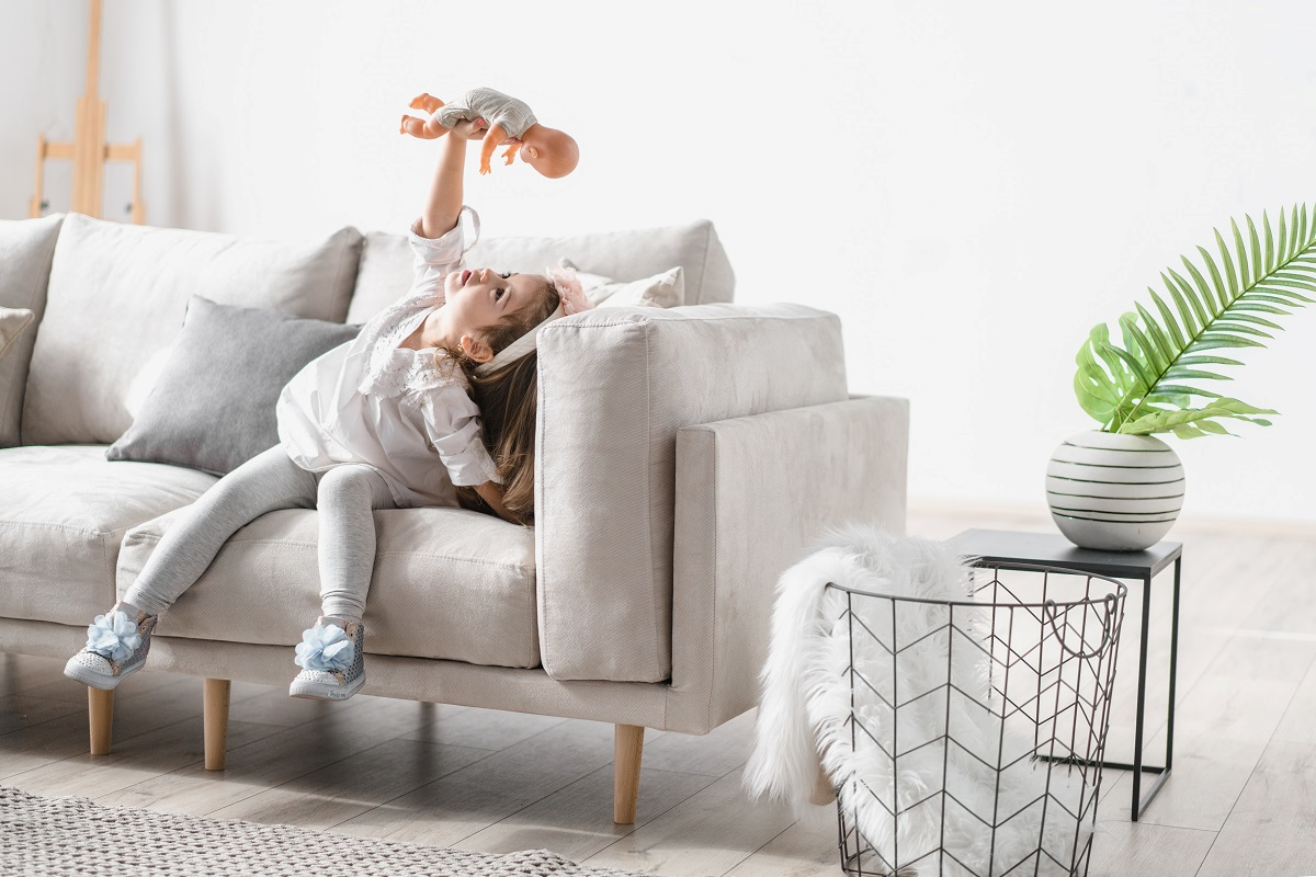 Handleiding: hoe verwijder ik bloedvlekken uit de sofa?